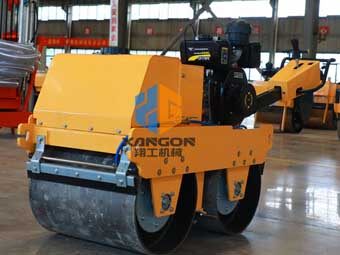 惡劣環(huán)境操作小型壓路機(jī)的注意事項(xiàng)有哪些？