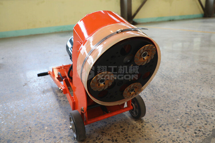 選購地坪研磨機，除了質(zhì)量外，這一點也很重要